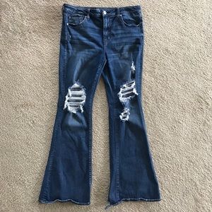 American eagle distressed jeans